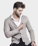 پیراهن سفید مردانه